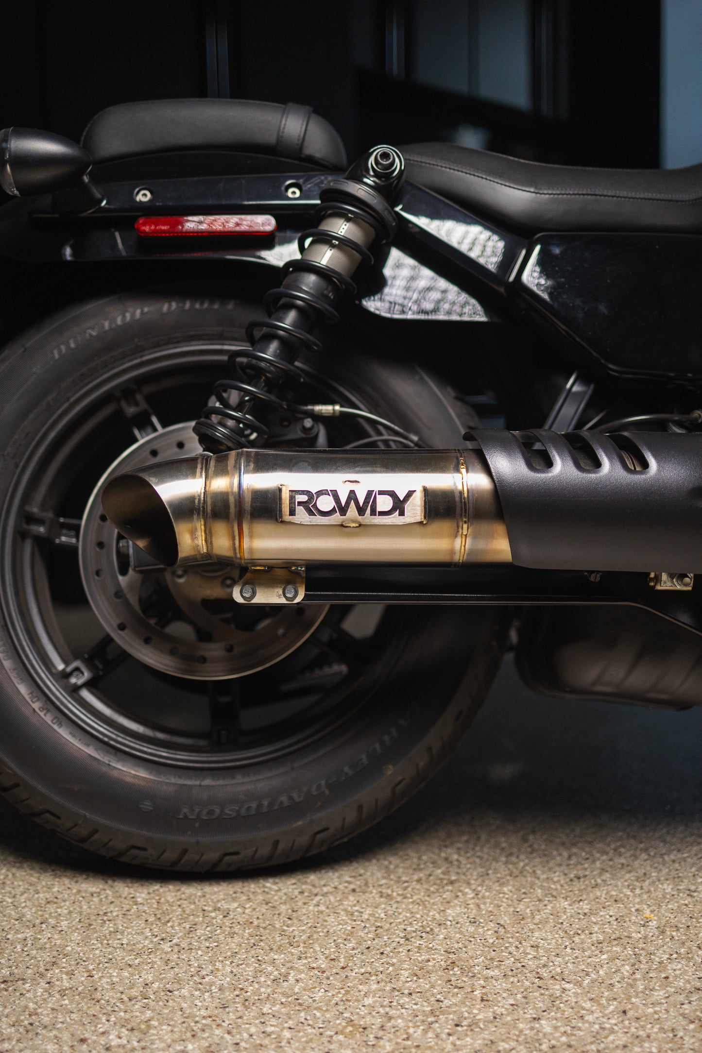 Nightster ROWDY Slip-on Exhaust (RH 975)