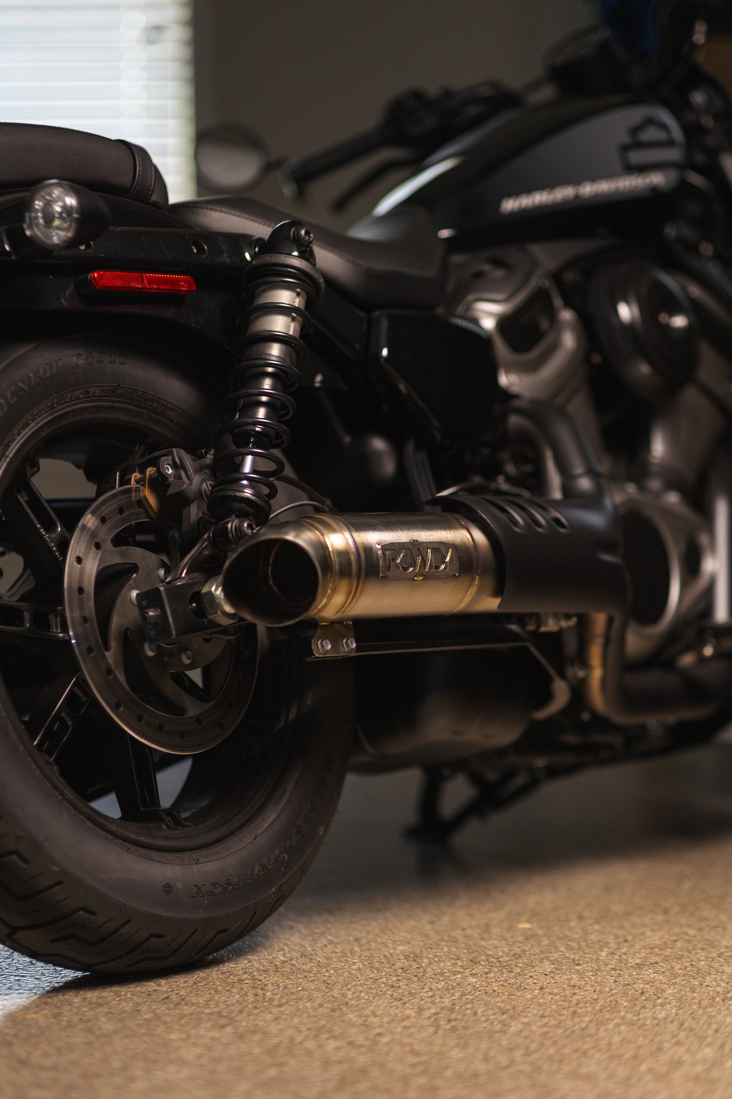 Nightster ROWDY Slip-on Exhaust (RH 975)