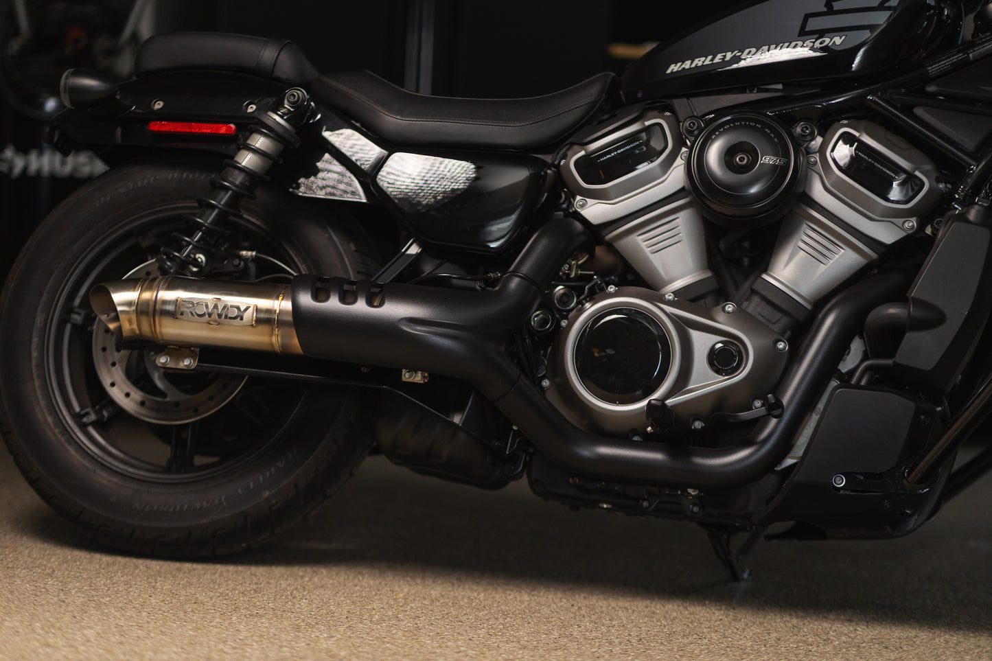 Nightster ROWDY Slip-on Exhaust (RH 975)