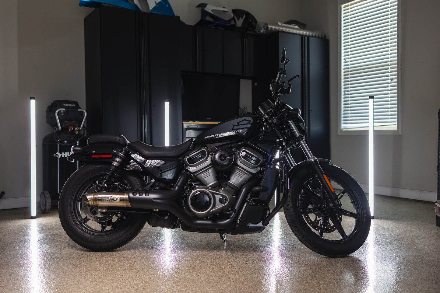 Nightster ROWDY Slip-on Exhaust (RH 975)